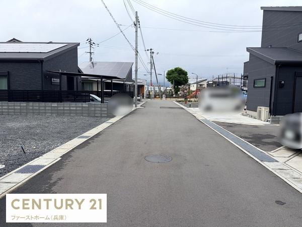 姫路市余部区下余部　2号棟