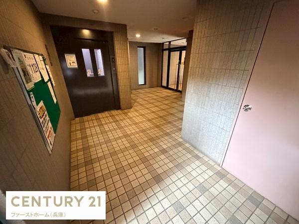 ロワイヤル西新町