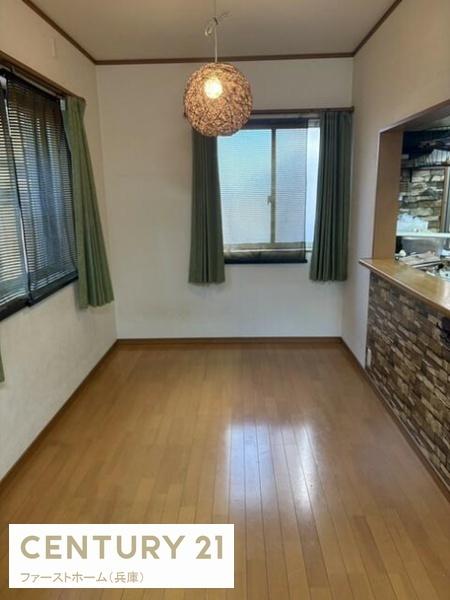 姫路市広畑区西蒲田　中古戸建
