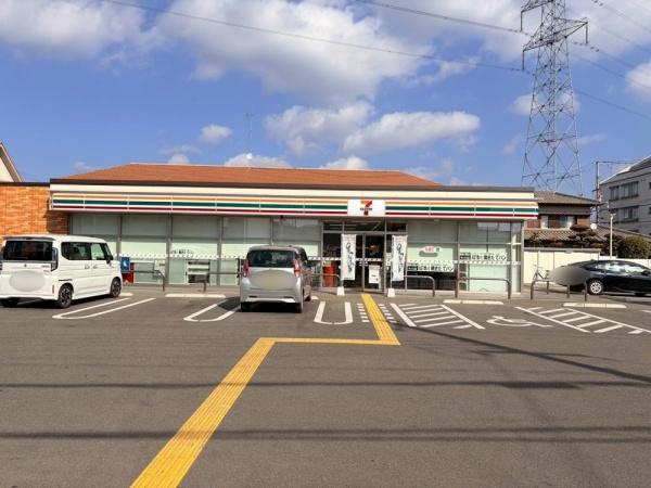 パレ・ロワイヤル田寺東2番館(セブンイレブン姫路辻井8丁目店)