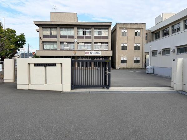 高砂市伊保東１丁目の土地(高砂市立松陽中学校)