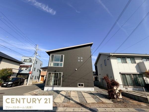 姫路市野里上野町１丁目の中古一戸建