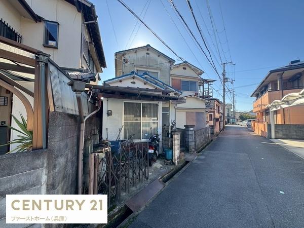 姫路市網干区津市場の中古一戸建