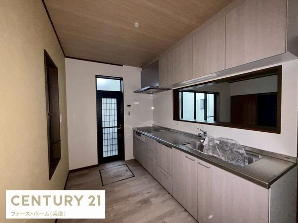 姫路市飾磨区阿成中垣内の中古一戸建て