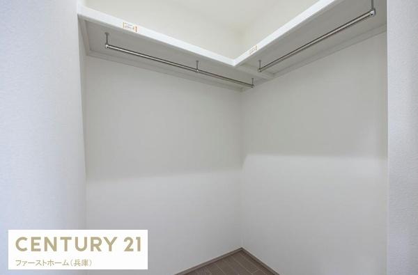 姫路市御立西６丁目の新築一戸建