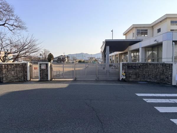 たつの市揖保川町養久の中古一戸建て(たつの市立半田小学校)