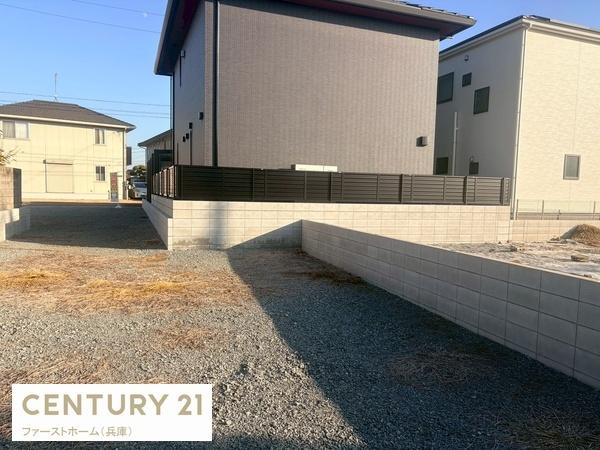 姫路市飾磨区英賀東町２丁目の土地