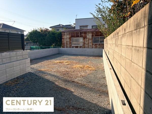 姫路市飾磨区英賀東町２丁目の土地