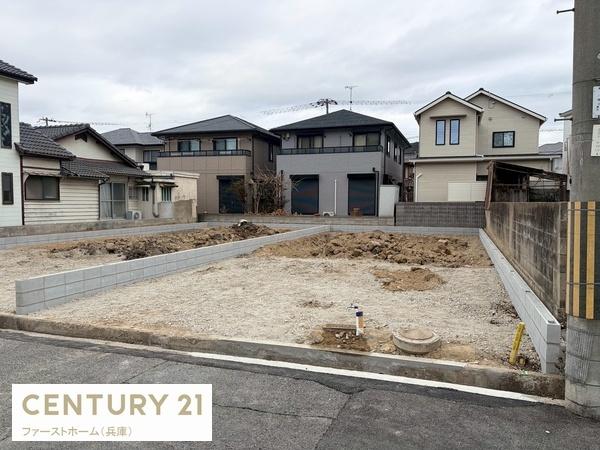 姫路市広畑区小松町2期　2号棟