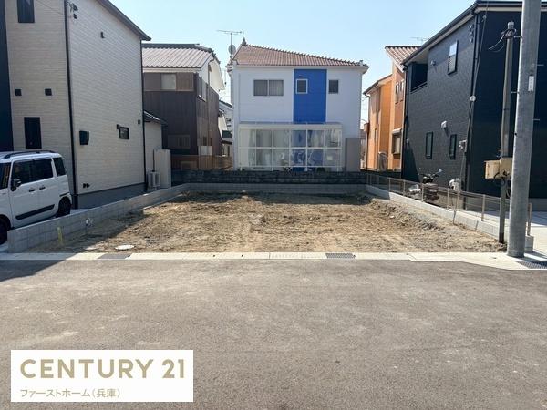 姫路市広畑区則直3期　1棟