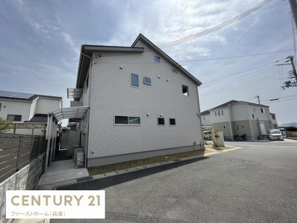 姫路市飾東町佐良和の中古一戸建て