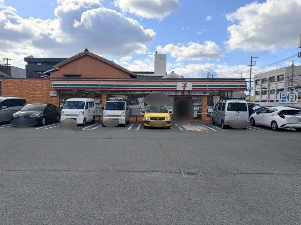 姫路市野里堀留町第1　2号棟(セブンイレブン姫路伊伝居店)