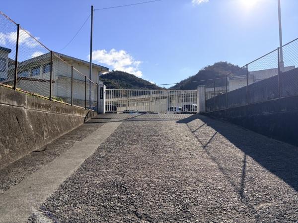 たつの市揖保川町片島の中古一戸建て(たつの市立神部小学校)