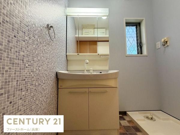 姫路市広畑区蒲田２丁目の中古一戸建て