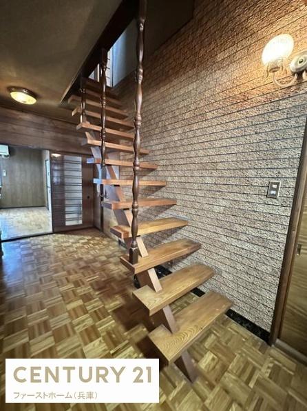 姫路市大寿台２丁目の中古一戸建て