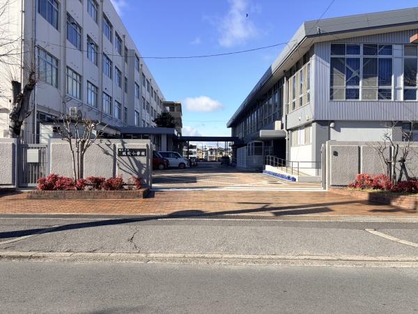 姫路市八代本町２丁目の土地(姫路市立城乾小学校)