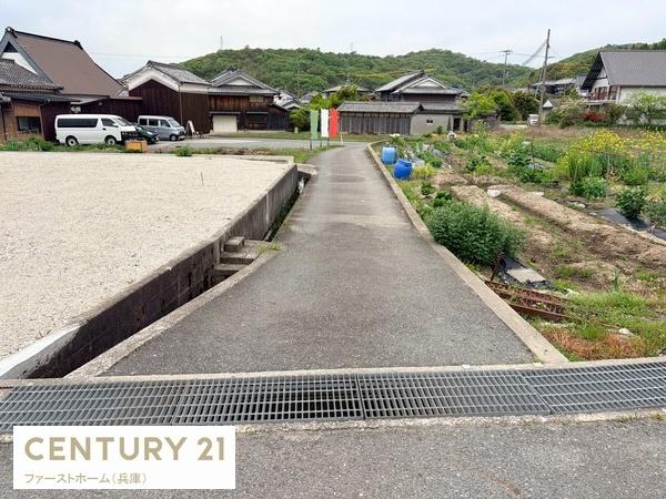 姫路市飾東町佐良和の土地
