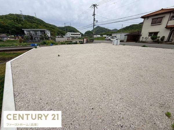 姫路市飾東町佐良和の土地