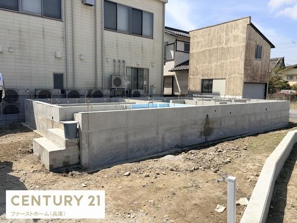 姫路市広畑区蒲田第13　1号棟