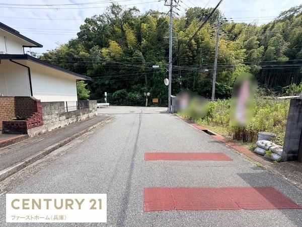 揖保郡太子町東出　土地