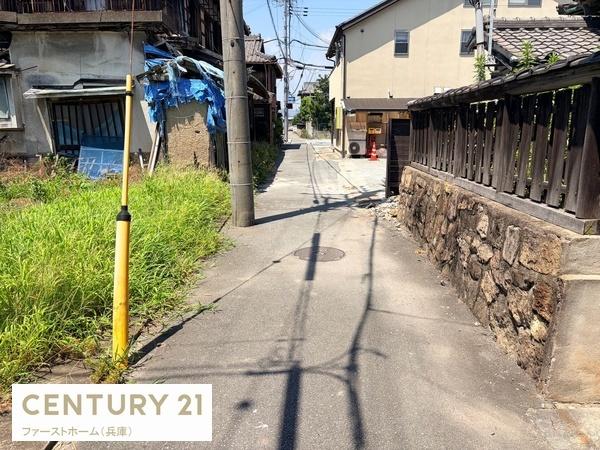 姫路市飾磨区妻鹿の土地