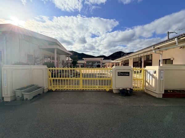 ライフアベニュー城山三番館(姫路市立八幡幼稚園)