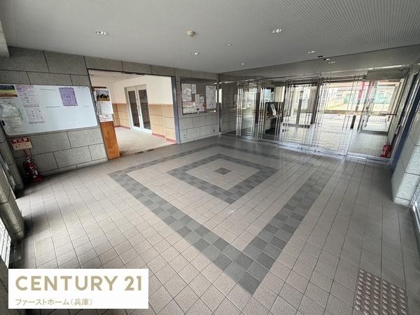 ライフアベニュー城山三番館