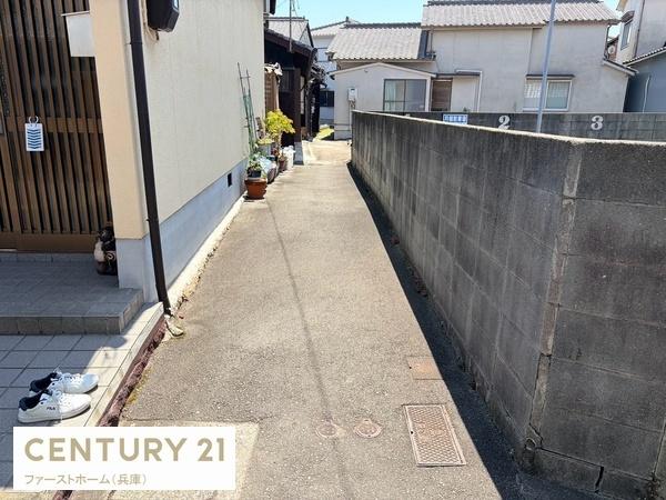 姫路市飾磨区妻鹿の土地