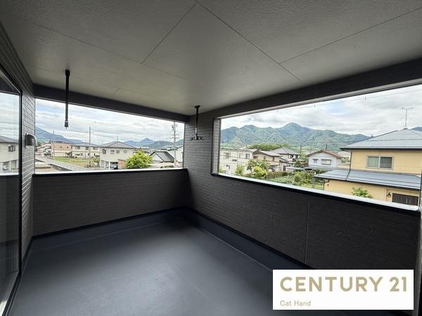 クレイドルガーデン千曲市内川第4　２号棟