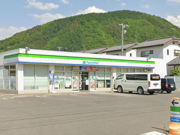 クレイドルガーデン長野市松代町東条第２/２号棟(ファミリーマート長野松代町東条店)