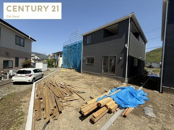 クレイドルガーデン　千曲市寂蒔第１　２号棟