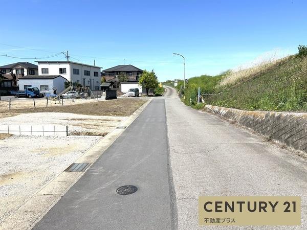 西尾市小焼野町南川の土地