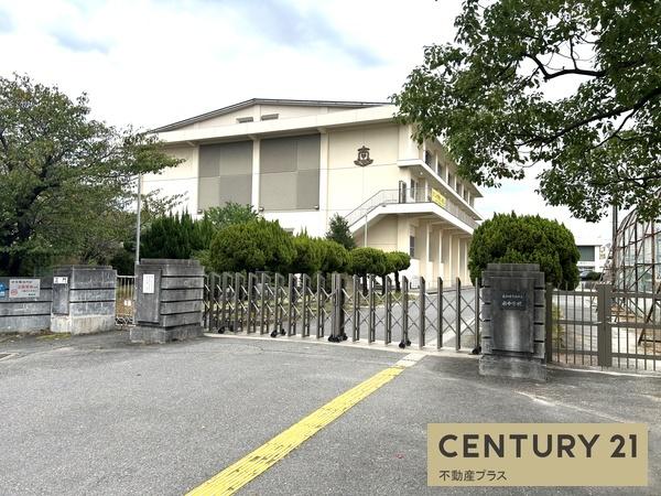 碧南市音羽町２丁目の中古一戸建て(碧南市立南中学校)