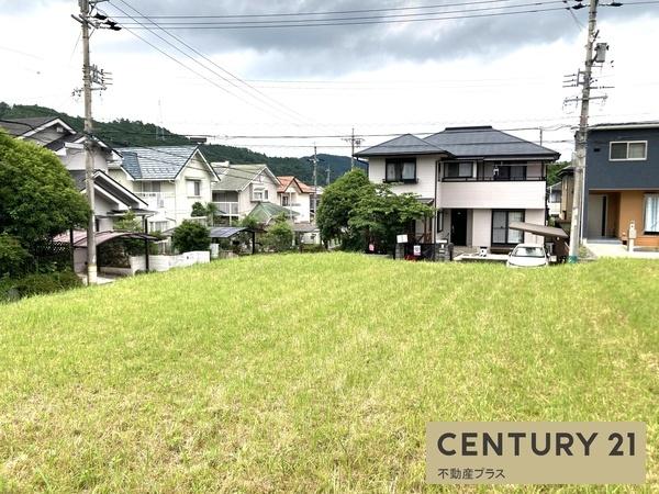 名張市梅が丘北５番町の土地