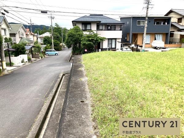 名張市梅が丘北５番町の土地