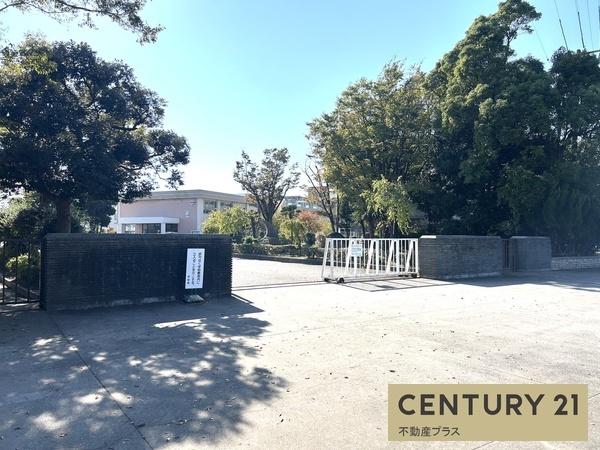 西尾市一色町松木島宮東の中古一戸建て(西尾市立一色中学校)