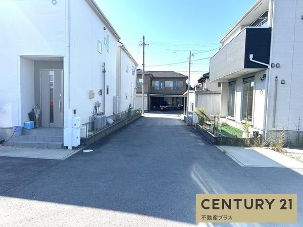 西尾市一色町松木島宮東の中古一戸建て