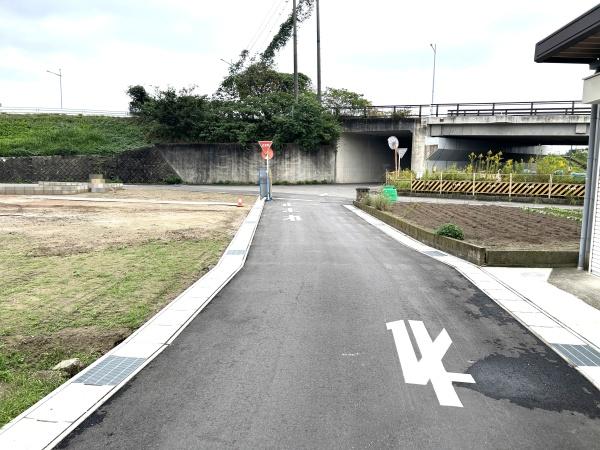 西尾市小焼野町南川の土地