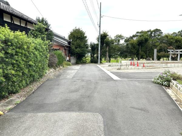 安城市小川町山中の土地(前面道路含む現地写真)