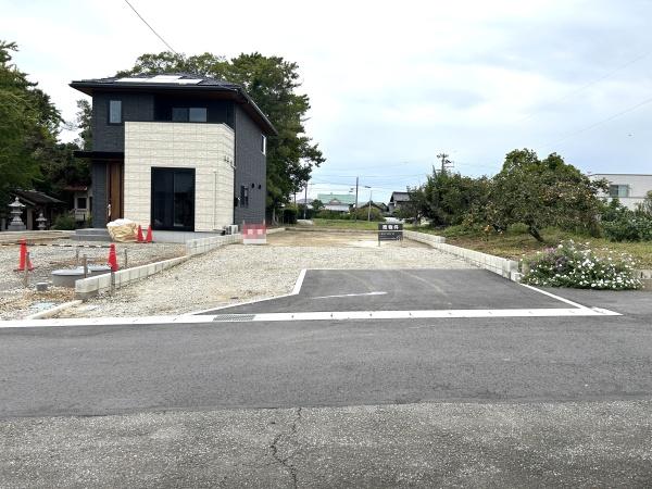 安城市小川町山中の土地(前面道路含む現地写真)