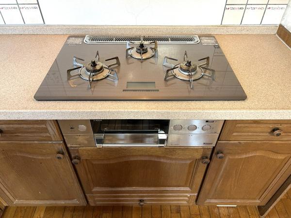 岡崎市本宿町字下トコサフの中古一戸建て