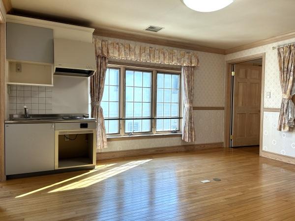 岡崎市本宿町字下トコサフの中古一戸建て