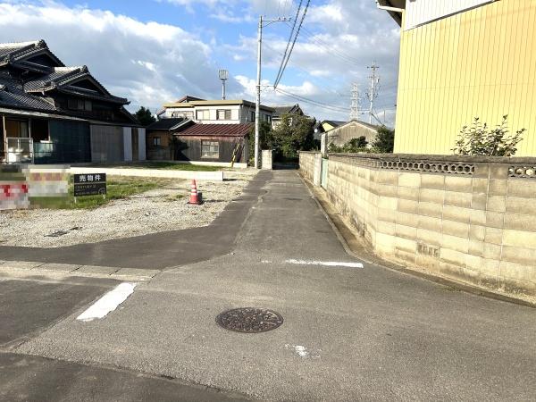 西尾市八ケ尻町郷中の土地