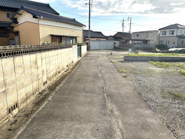 西尾市八ケ尻町郷中の土地