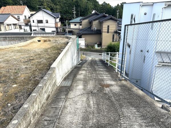 岡崎市中町1丁目の土地(前面道路含む現地写真)