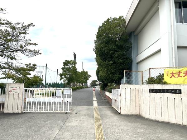 碧南市鴻島町4丁目　1号棟　新築戸建(碧南市立東中学校)