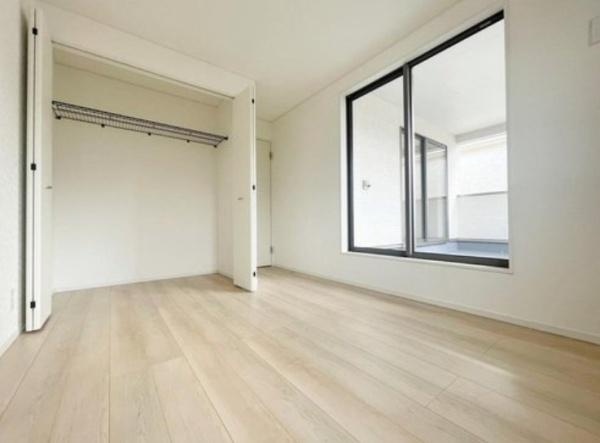 碧南市鴻島町4丁目　2号棟　新築戸建