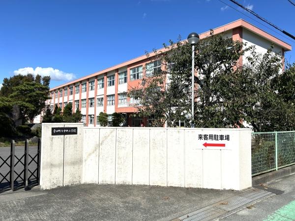 額田郡幸田町大字横落字郷前の土地(幸田町立中央小学校)