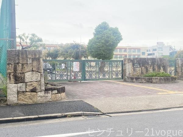 名古屋市北区鳩岡２丁目の土地(名古屋市立　北陵中学校)