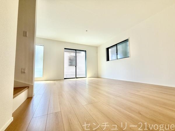名古屋市北区成願寺１丁目の新築一戸建